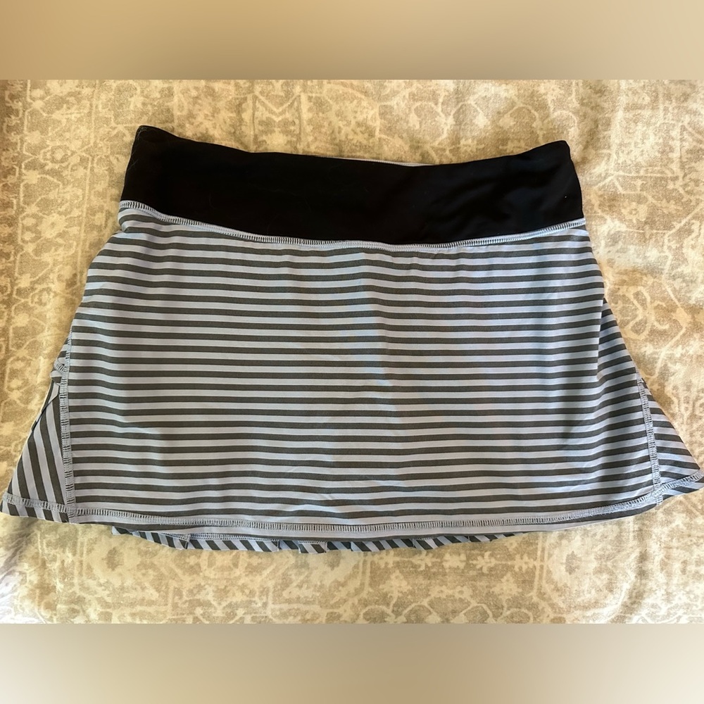 Lululemon Run: Pace Setter Skirt Sz 6 (Regular)